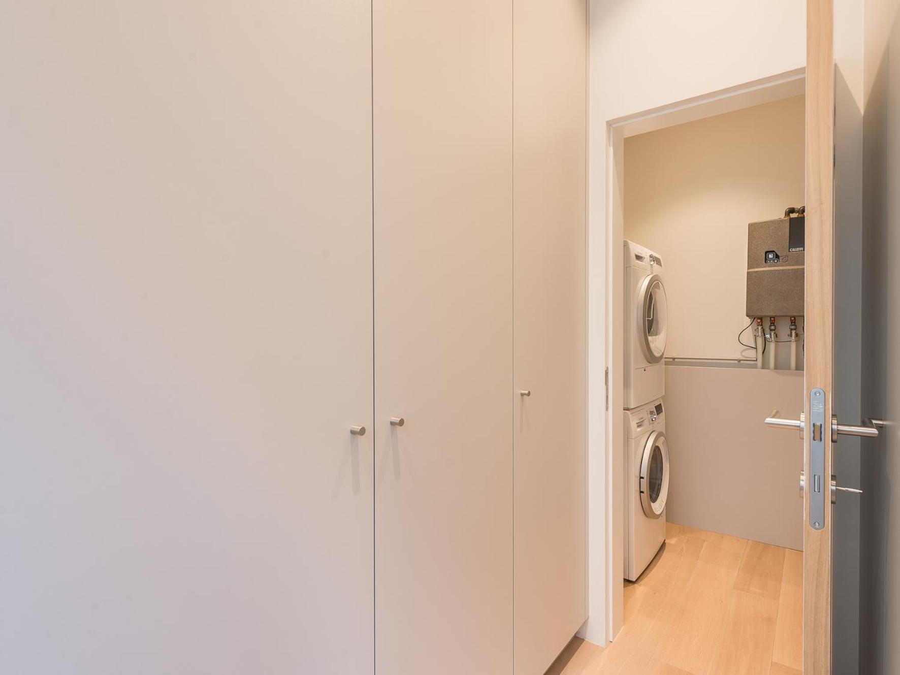 Modern Central 1Br Suite - 90 Sqm بروكسل المظهر الخارجي الصورة